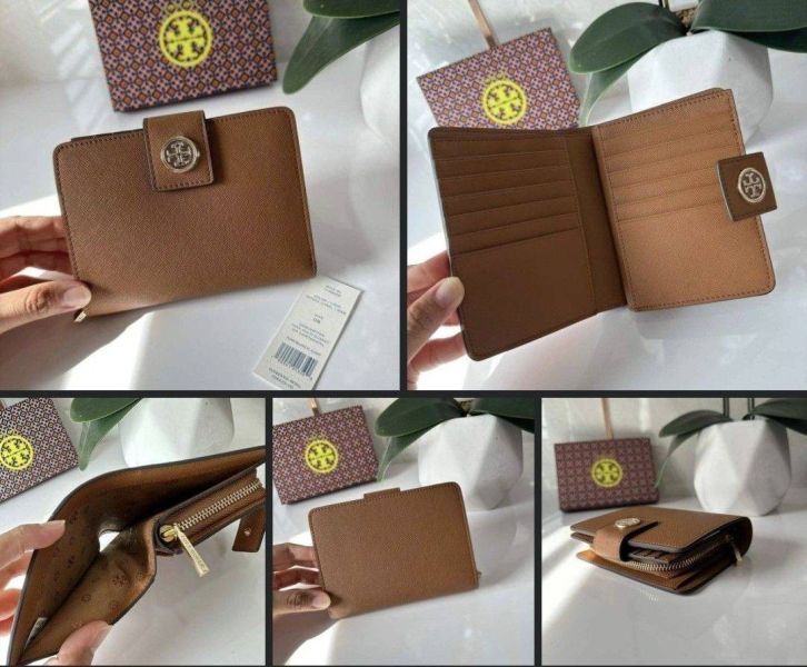 TORY BURCH茘枝紋牛皮金LOGO二折翻蓋中夾 Tory Burch,中夾