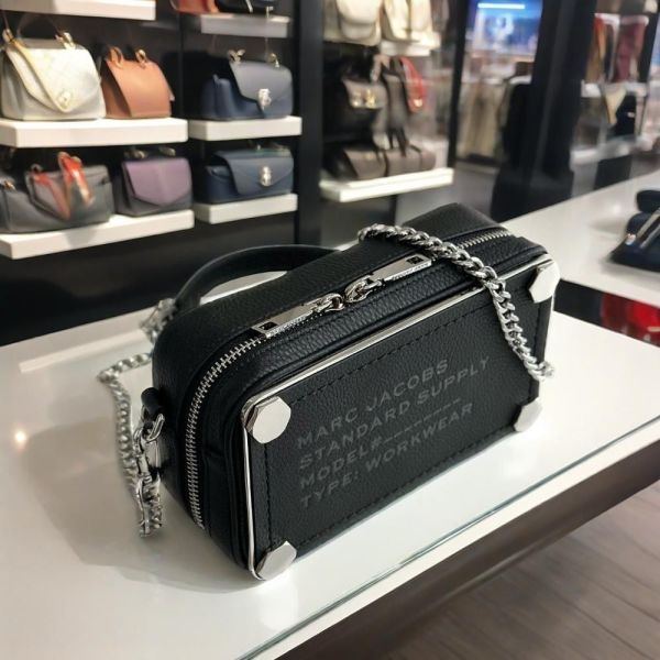 日本Marc jacobs chain box bag盒子相機包 日本Marc jacobs chain box bag盒子相機包