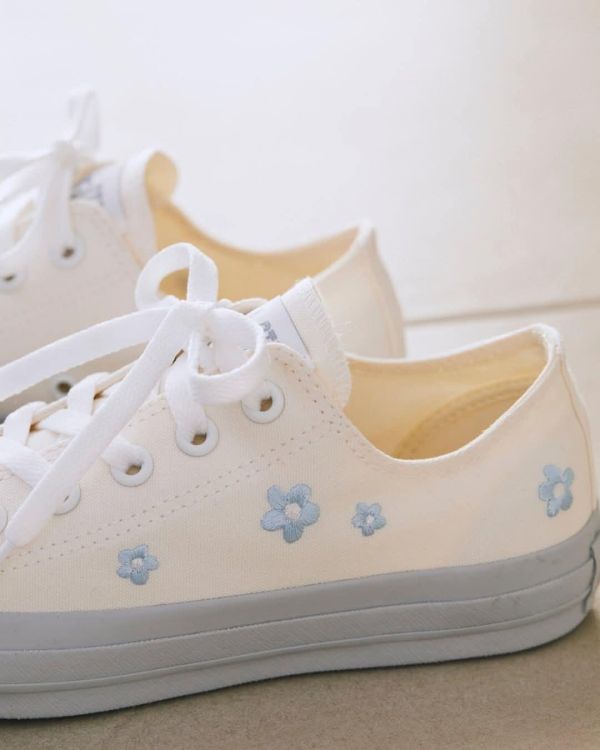 日本earth music&ecology × CONVERSE 聯名帆布鞋 日本earth music&ecology × CONVERSE 聯名帆布鞋