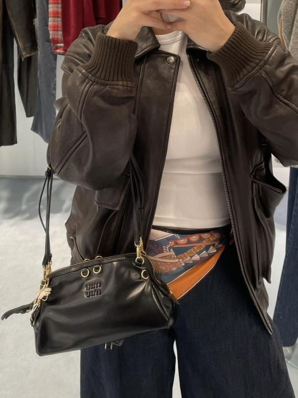 日本 Miu Miu Caprice 少女包 日本 Miu Miu Caprice 少女包