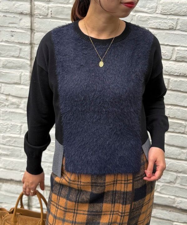 日本NOLLEY'S MALL 拉美羽毛切換雙色套頭針織衫 日本NOLLEY'S MALL 拉美羽毛切換雙色套頭針織衫