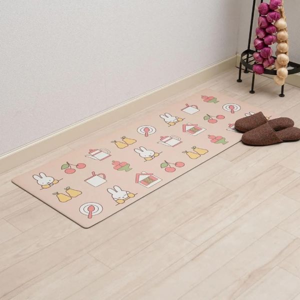 日本 Miffy 柔綿綿廚房地毯 2款各兩個SIZE可選 日本 Miffy 柔綿綿廚房地毯 2款各兩個SIZE可選