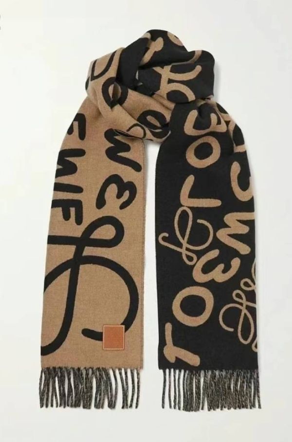 斷貨款 LOEWE雙面塗鴉羊毛圍巾(售價已折) 斷貨款 LOEWE雙面塗鴉羊毛圍巾