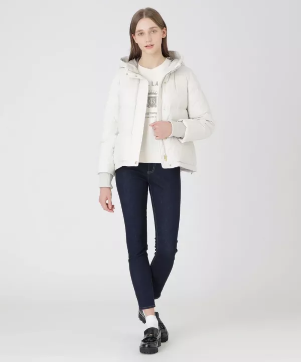 日本 BLUE LABEL 高光澤桃色塔夫綢短款羽絨外套 日本 BLUE LABEL 高光澤桃色塔夫綢短款羽絨外套