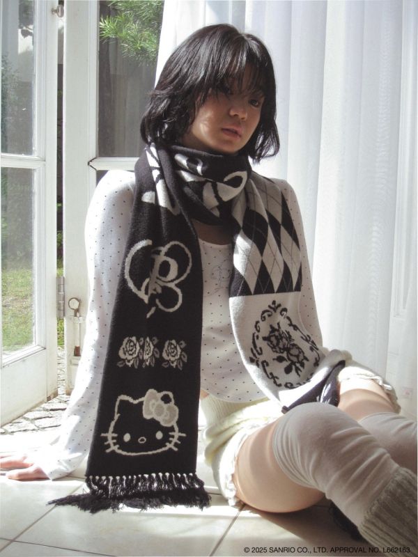 日本HELLOKITTY hug knitmuffler PELLICULE x HELLO KITTY 聯名針織圍巾 日本HELLOKITTY hug knitmuffler PELLICULE x HELLO KITTY 聯名針織圍巾