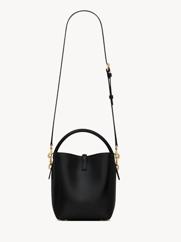 日本 YSL Le 37亮面皮革小型手袋水桶包 日本 YSL Le 37亮面皮革小型手袋水桶包
