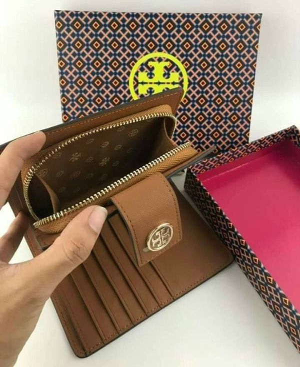 TORY BURCH茘枝紋牛皮金LOGO二折翻蓋中夾 Tory Burch,中夾