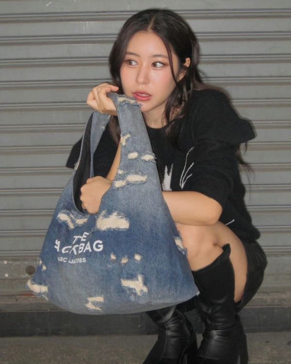 日本 Marc Jacobs 丹寧牛仔腋下包 日本 Marc Jacobs 丹寧牛仔腋下包