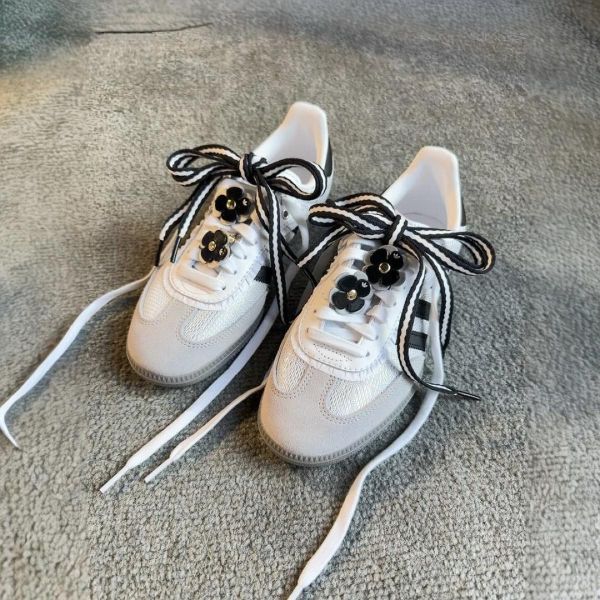 日本 adidas Samba OG Lace Flower小香風蕾絲小花鞋 日本 adidas Samba OG Lace Flower小香風蕾絲小花鞋
