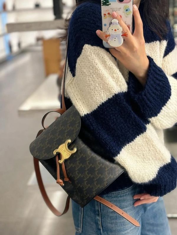 日本 Celine 限定新款 Bonnie 後背包 經典花紋 日本 Celine 限定新款 Bonnie 後背包 經典花紋