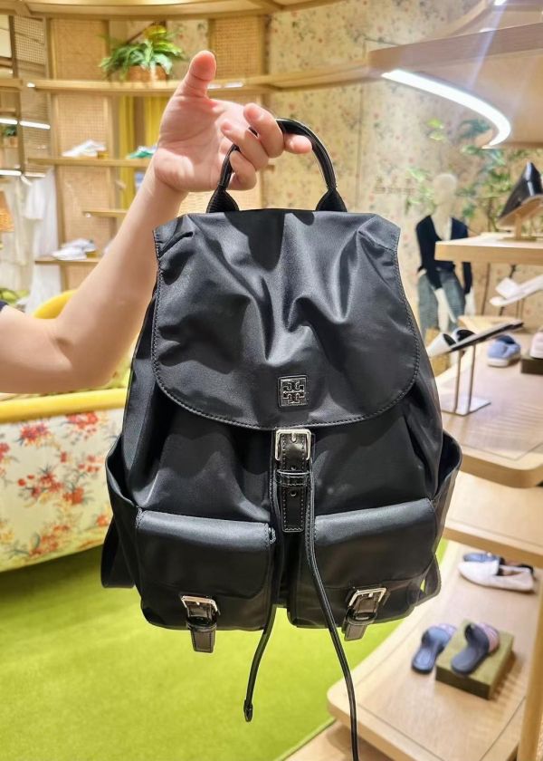 Tory Burch virginia超輕後背包(售價已折) Tory Burch virginia超輕後背包