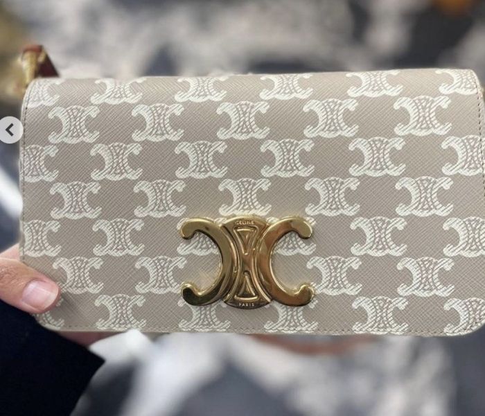 日本Celine 凱旋門老花翻蓋肩背包 日本Celine 凱旋門老花翻蓋肩背包
