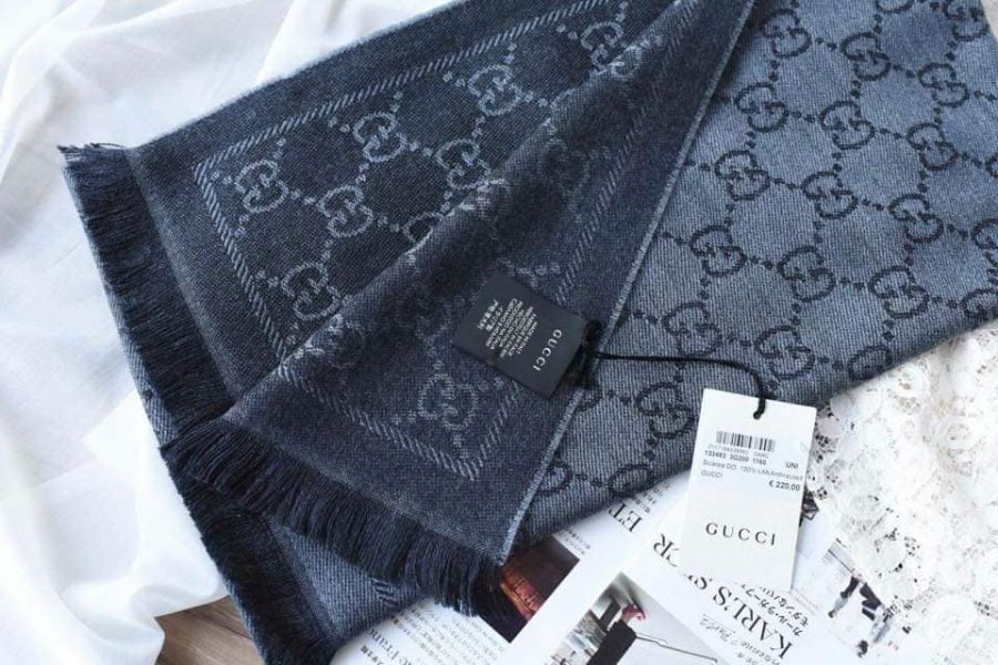 超值代購- GUCCI大GG LOGO羊毛圍巾(售價已折) agnes b.,東區時尚,GUCCI,羊毛,混絲,大方巾,圍巾