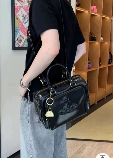 日本 Vivienne Westwood 黑色 波士頓包 日本 Vivienne Westwood 黑色 波士頓包