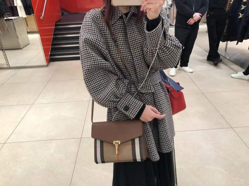 超值代購-Burberry 粒紋皮革拼 house 格紋WOC包(售價已折) Burberry ,WOC