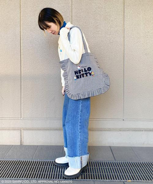 日本  sanrio HELLO KITTY Frill Tote Bag荷葉邊手提包 日本  sanrio HELLO KITTY Frill Tote Bag荷葉邊手提包