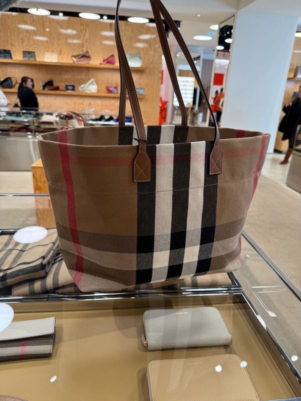 日本 BURBERRY 經典格紋棉麻托特包 日本 BURBERRY 經典格紋棉麻托特包