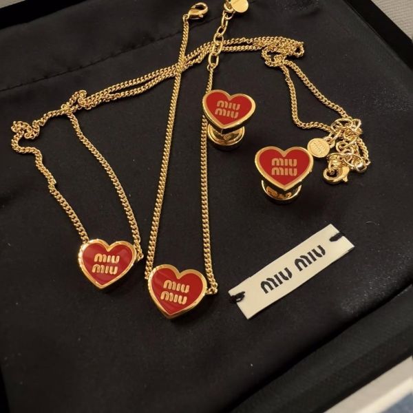 日本miumiu超可愛的心型飾品 日本miumiu超可愛的心型飾品