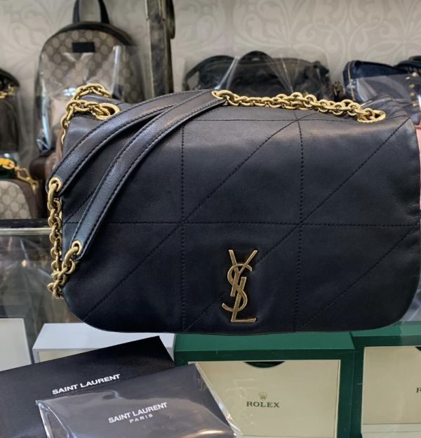 日本 YSL Saint Laurent經典款 763475 小羊皮小型黑色金鍊 肩背 斜背包 日本 YSL Saint Laurent經典款 763475 小羊皮小型黑色金鍊 肩背 斜背包