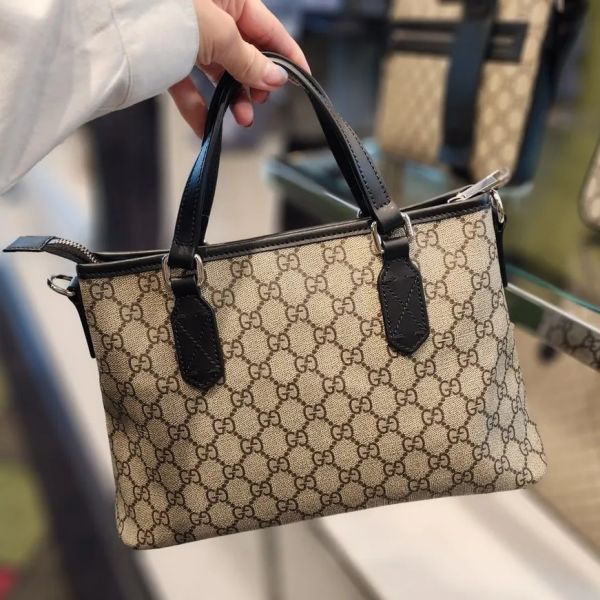 日本 GUCCI  GG 手包 PVC 皮革 淺褐色 深棕色 兩用款 日本 GUCCI  GG 手包 PVC 皮革 淺褐色 深棕色 兩用款