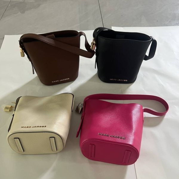 日本MARC JACOBS 水桶包 四色 日本MARC JACOBS 水桶包 四色