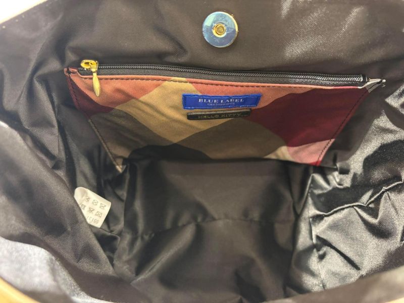 日本Blue Label x Hello Kitty 聯名第二彈手袋 日本Blue Label x Hello Kitty 聯名第二彈手袋