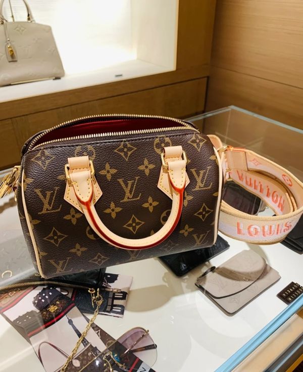 日本LOUIS VUITTON  Speedy Bandoulière 20 日本LOUISVUITTON M46594 Speedy Bandoulière 20