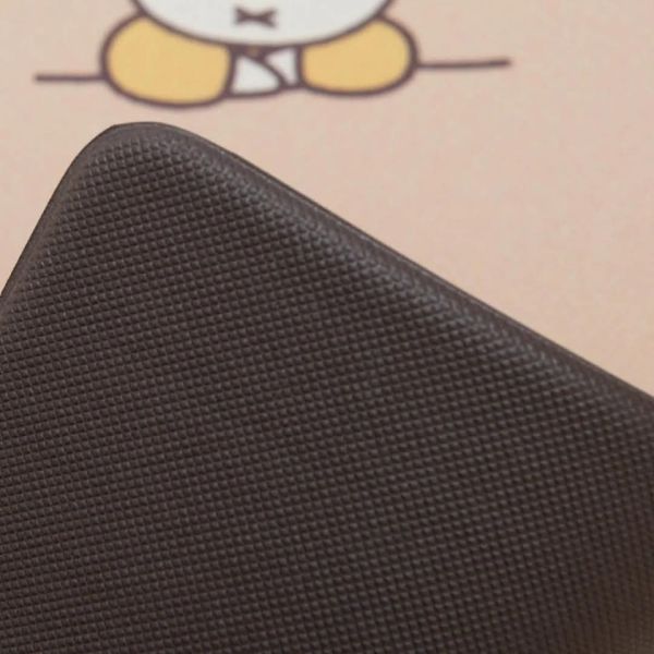 日本 Miffy 柔綿綿廚房地毯 2款各兩個SIZE可選 日本 Miffy 柔綿綿廚房地毯 2款各兩個SIZE可選