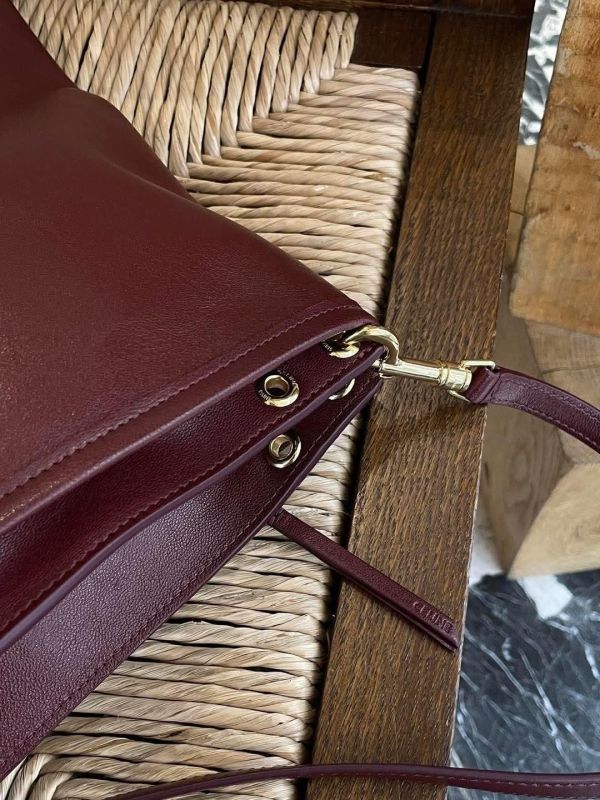 日本 CELINE SOFT TRIOMPHE BESACE 手袋 日本 CELINE SOFT TRIOMPHE BESACE 手袋