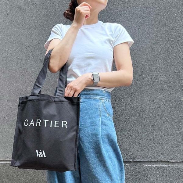 日本Cartier 卡地亞 V&A展覽限定聯名帆布袋/托特包 日本Cartier 卡地亞 V&A展覽限定聯名帆布袋/托特包