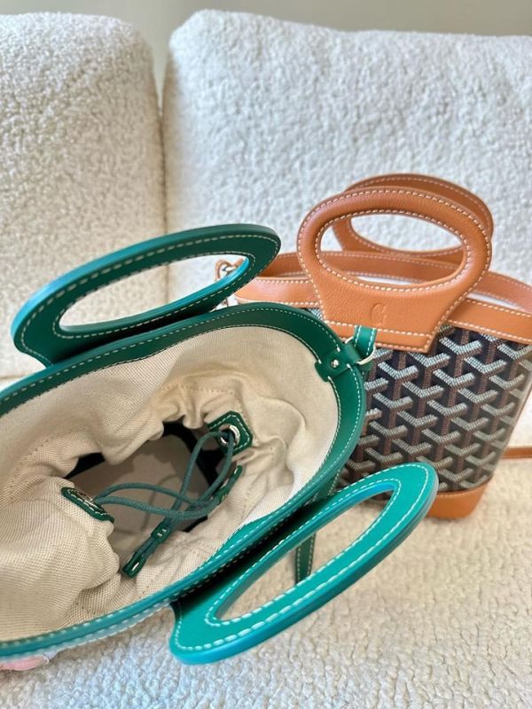 日本 Goyard 新款  BELUGA MINI bag Goyard Beluga Mini 小包 日本 Goyard 新款  BELUGA MINI bag Goyard Beluga Mini 小包
