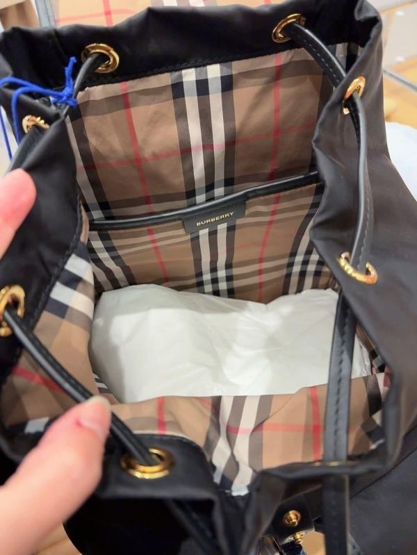 日本Burberry 尼龍後背包 BURBERRY 尼龍後背包