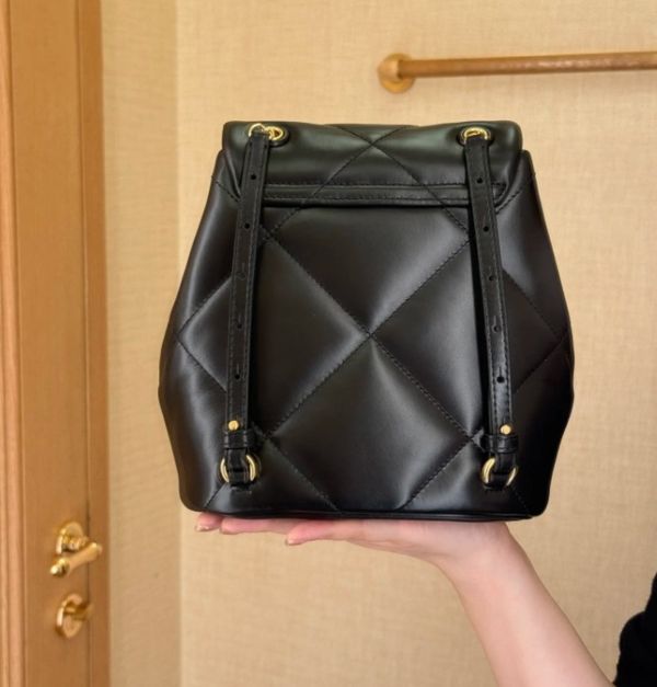 日本 新款背包 TORY BURCH KIRA 後背包 日本 新款背包 TORY BURCH KIRA 後背包