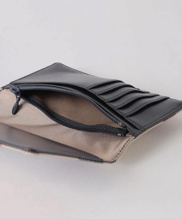 日本 BLUE LABEL  CRESTBRIDGE  藍標 護照套 日本 BLUE LABEL CRESTBRIDGE 藍標 護照套