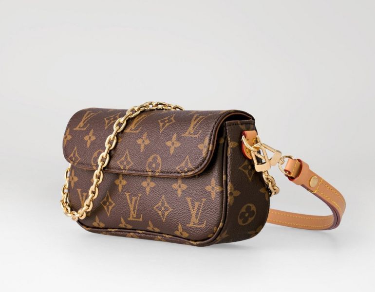 LOUIS VUITTON  LV M81911 Wallet 金鍊woc包 LOUIS VUITTON  LV M81911 Wallet 金鍊woc包