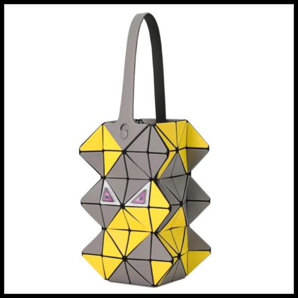 日本 三宅一生BAO BAOBAO BAO ISSEY MIYAKE MEOW 手袋 日本 三宅一生BAO BAOBAO BAO ISSEY MIYAKE MEOW 手袋