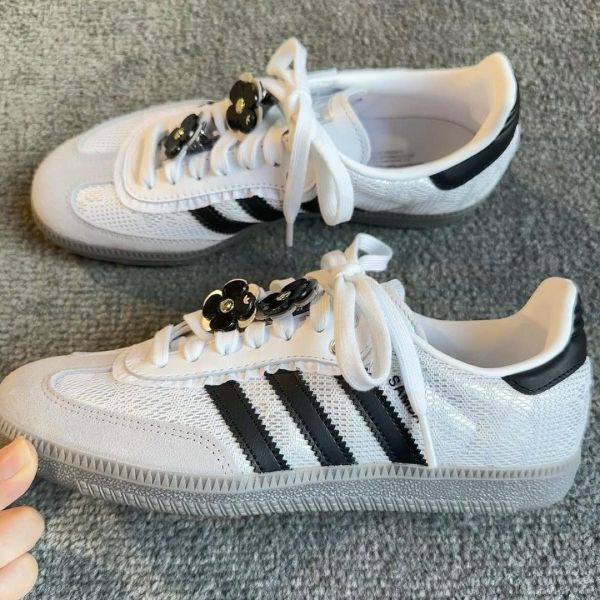 日本 adidas Samba OG Lace Flower小香風蕾絲小花鞋 日本 adidas Samba OG Lace Flower小香風蕾絲小花鞋
