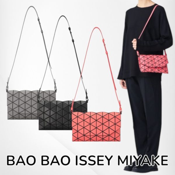 日本 三宅一生BAO BAO ISSEY MIYAKE TONNEAU MATTE 單肩包 日本 三宅一生BAO BAO ISSEY MIYAKE TONNEAU MATTE 單肩包