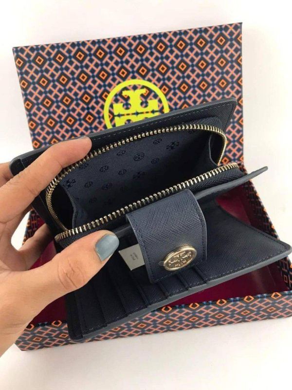 TORY BURCH茘枝紋牛皮金LOGO二折翻蓋中夾 Tory Burch,中夾