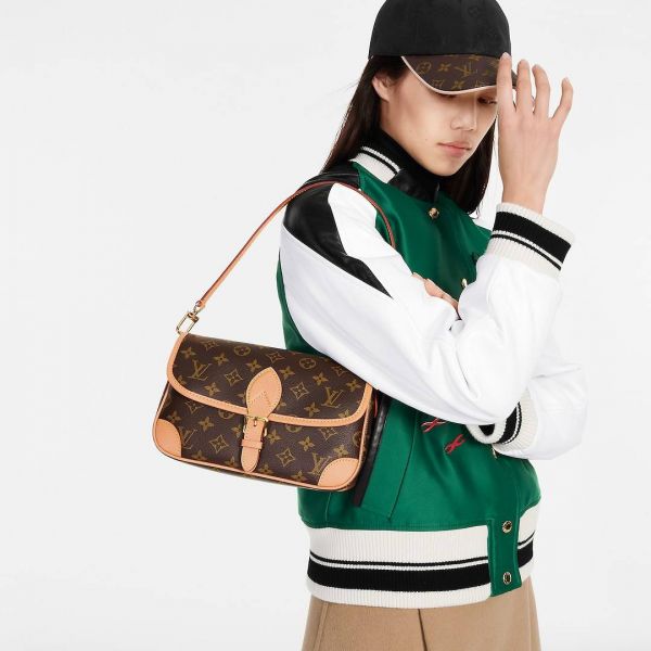 LOUIS VUITTON LV M46049  DIANE肩背包 LOUIS VUITTON LV M46049  DIANE肩背包