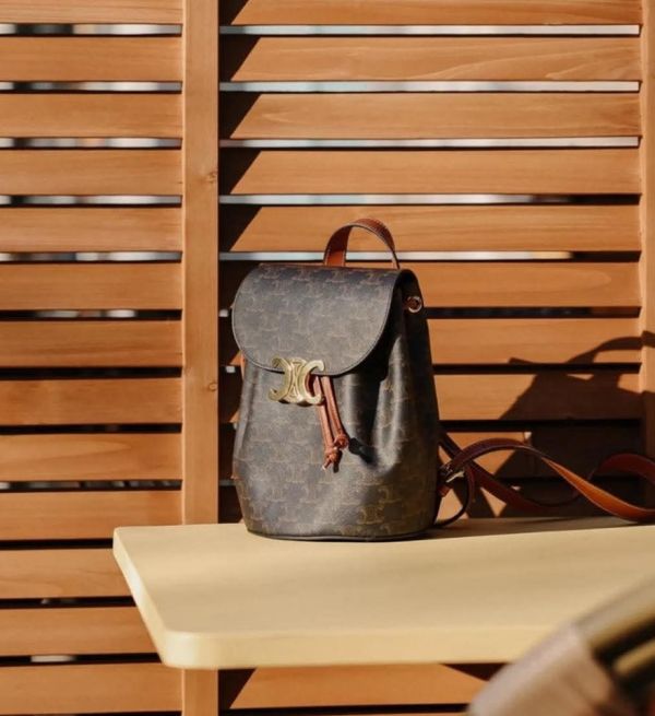 日本 Celine 限定新款 Bonnie 後背包 經典花紋 日本 Celine 限定新款 Bonnie 後背包 經典花紋