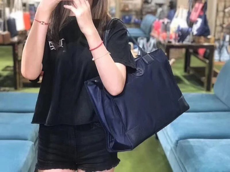 特價Tory Burch經典防水尼龍配牛皮托特包 Tory Burch,防水,尼龍
