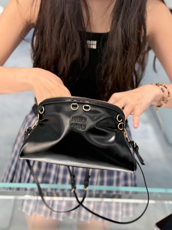 日本 Miu Miu Caprice 少女包 日本 Miu Miu Caprice 少女包