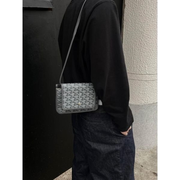 日本代購GOYARD plumet 三層包 GOYARD plumet 三層包