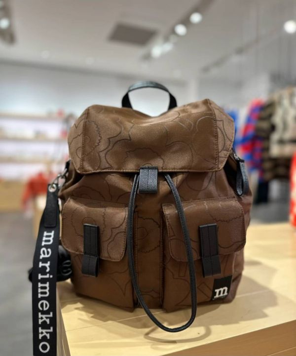 日本marimekko Everything Backpack L Unikko印花後背包藍色大號 日本marimekko マリメッコ Everything Backpack  I Unikko 背包藍色大號
