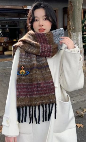 日本Vivienne Westwood 撞色條紋圍巾 日本Vivienne Westwood 撞色條紋圍巾