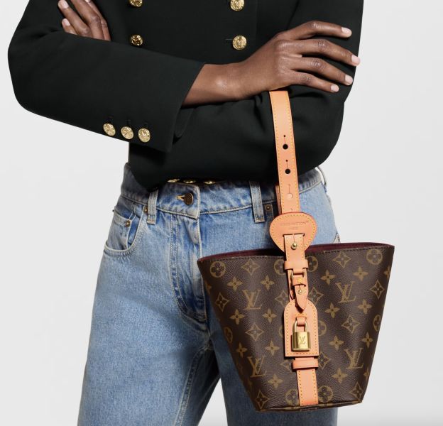 日本 LOUIS VUITTON LV M12925 All In BB水桶包 日本 LOUIS VUITTON LV M12925 All In BB水桶包