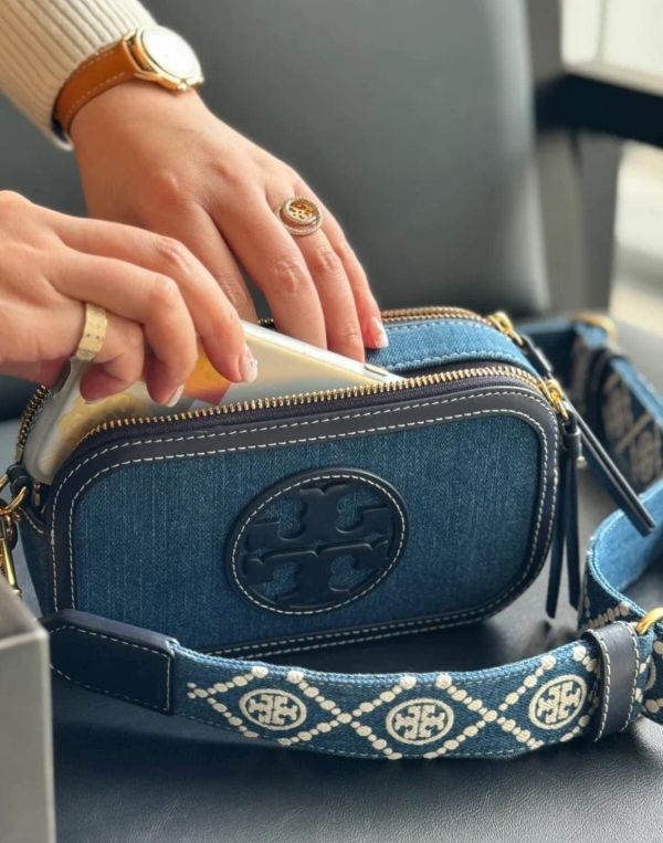 TORY BURCH Miller迷你牛仔雙拉鍊相機包 TORY BURCH  Miller 迷你牛仔雙拉鍊相機包