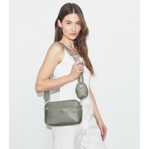 Tory Burch virginia Crossbody Bag 尼龍肩背包附零錢包(售價已折) Tory Burch virginia Crossbody Bag 尼龍肩背包附零錢包