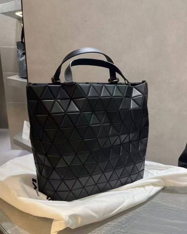 三宅一生 BAOBAO可變型3way包(售價已折) 三宅一生 BAOBAO可變型3way包